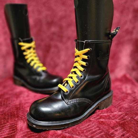 Dr. Martens Shoes - Dr. Martens Vintage MIE 8304